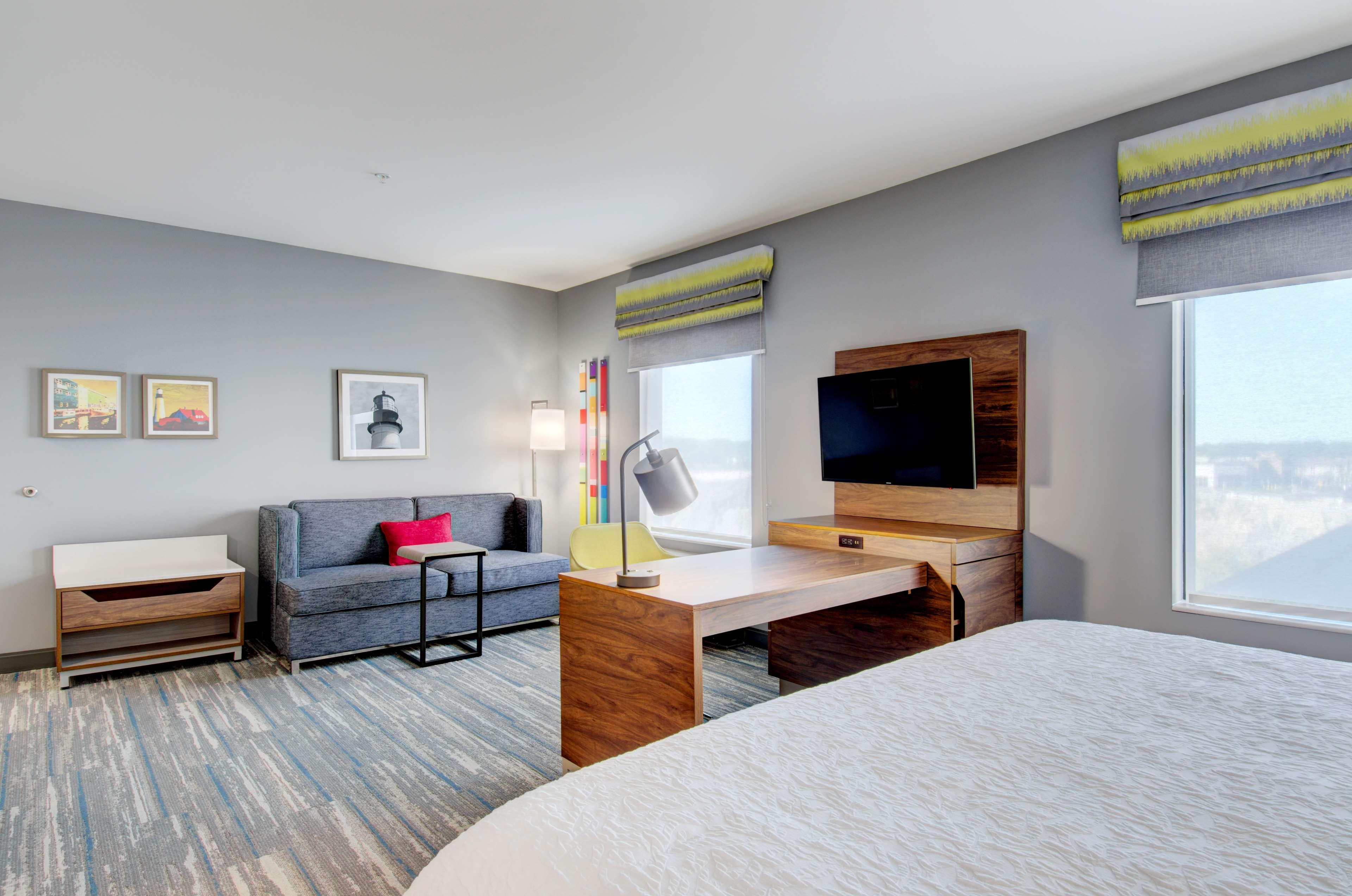 Hampton Inn & Suites Portland West Bagian luar foto