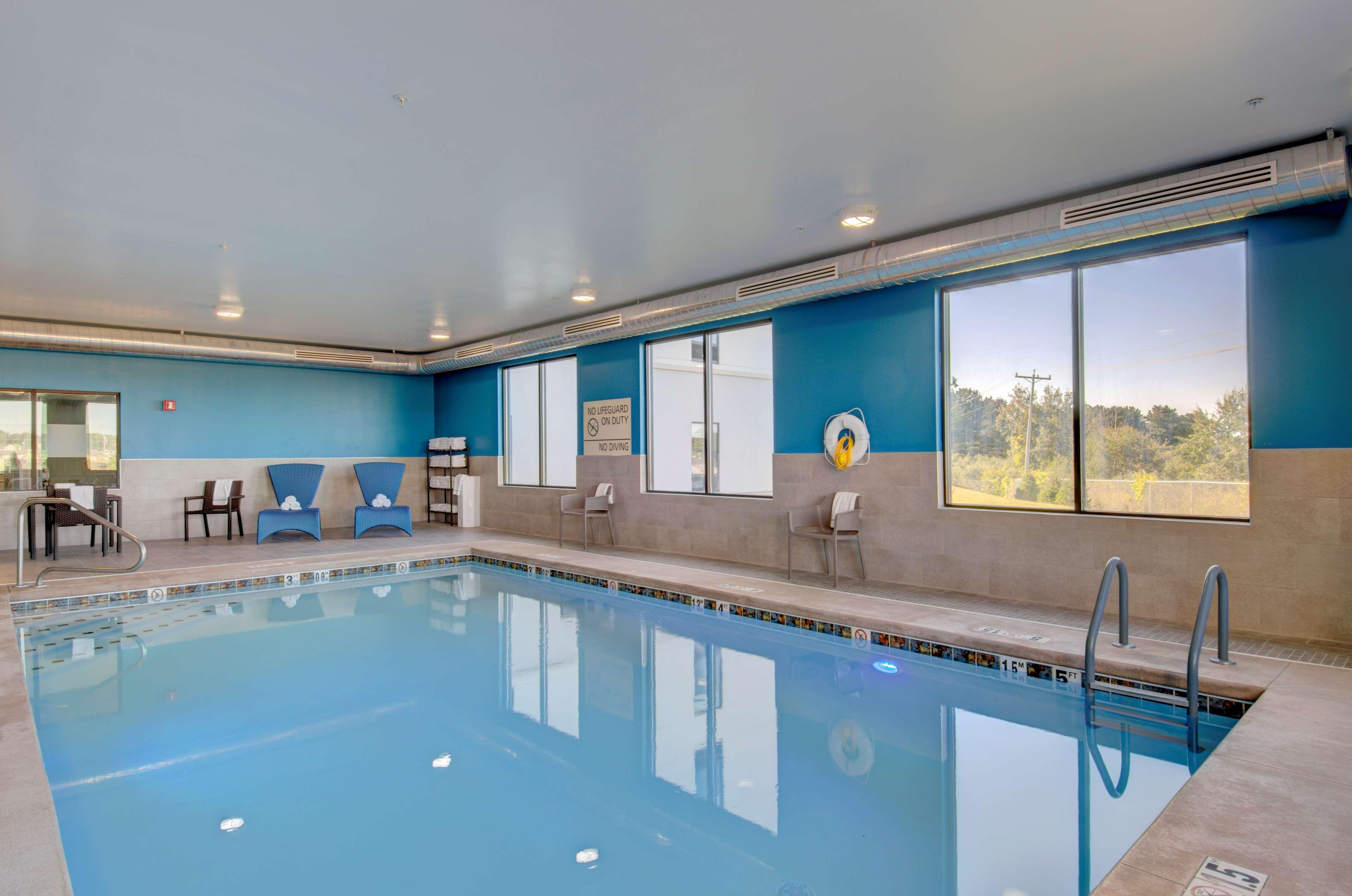 Hampton Inn & Suites Portland West Bagian luar foto