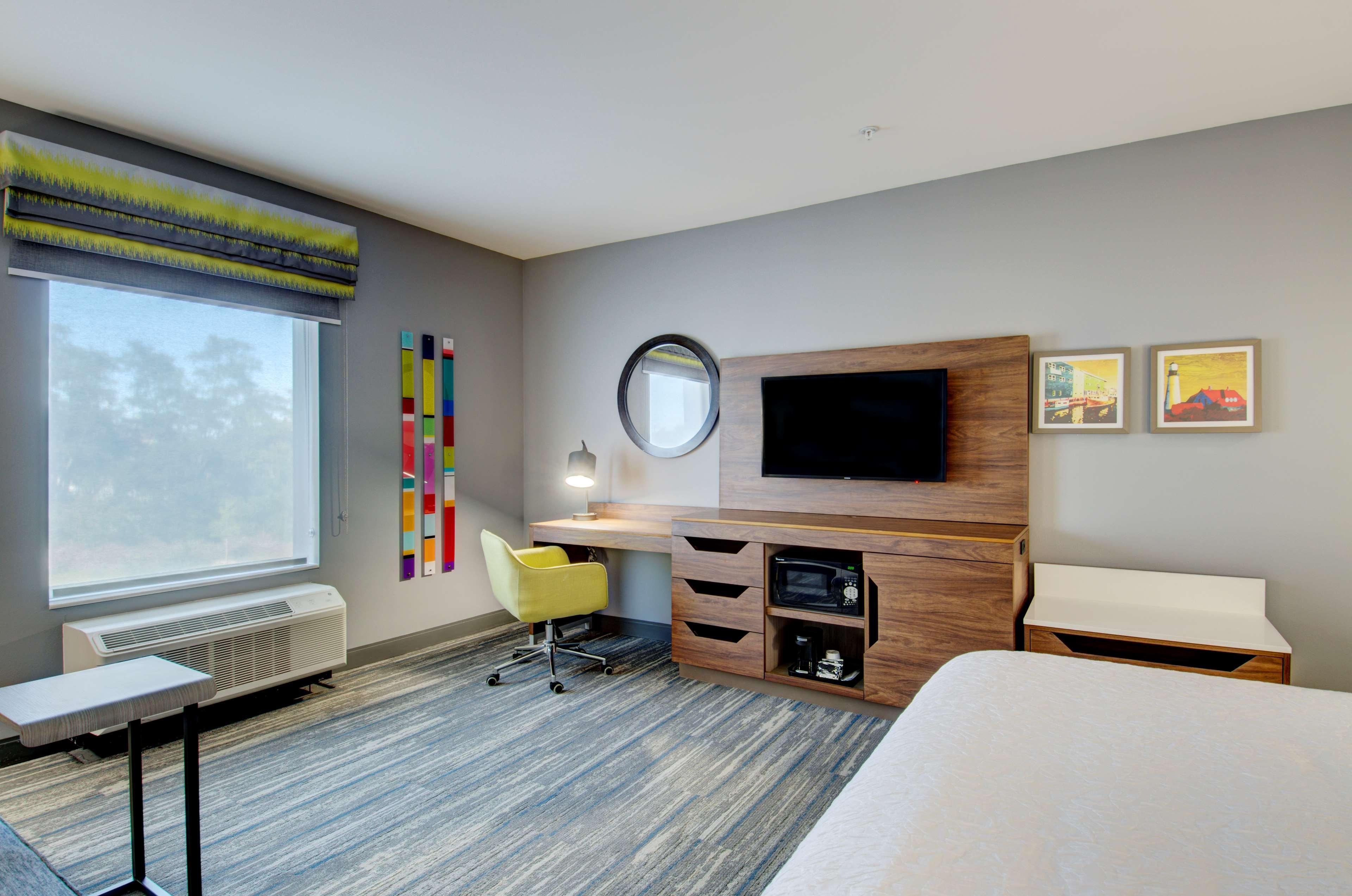 Hampton Inn & Suites Portland West Bagian luar foto