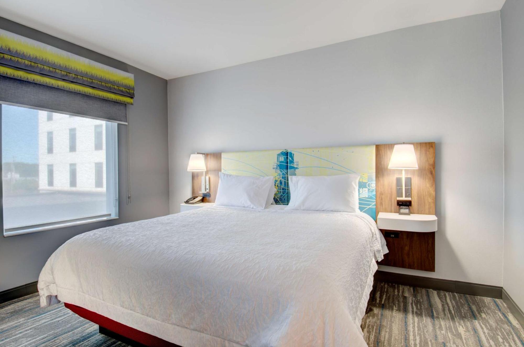 Hampton Inn & Suites Portland West Bagian luar foto